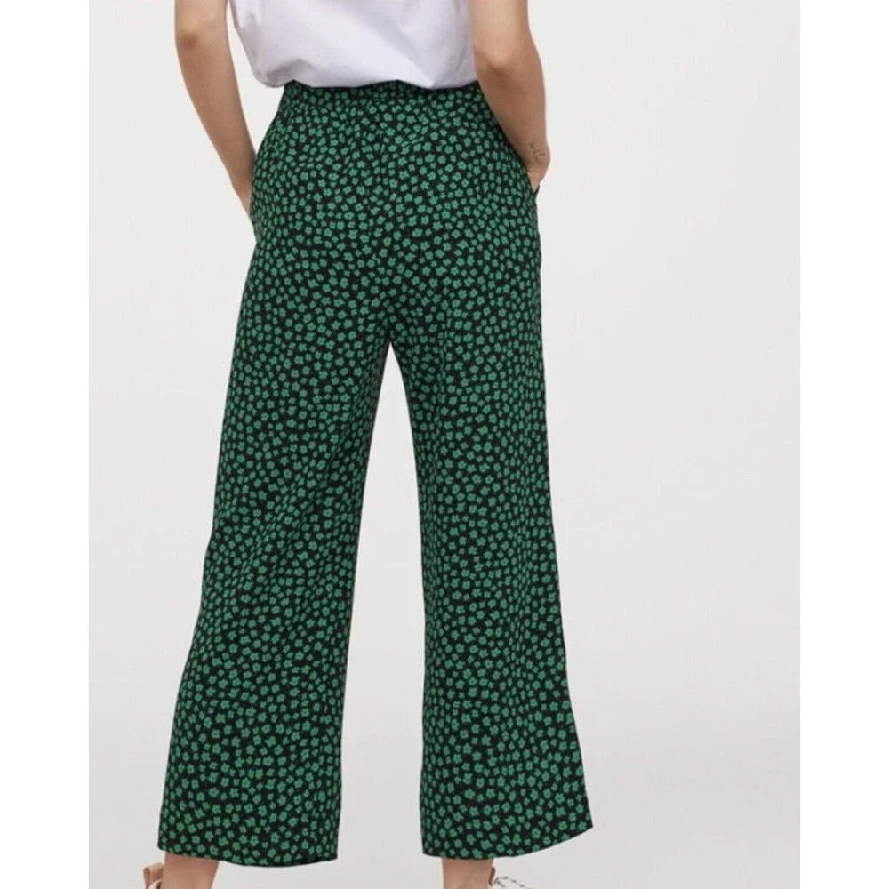 H&M Women Pants Casual leg cropped Green & Black Flo cord trousers - Picture 2 of 12